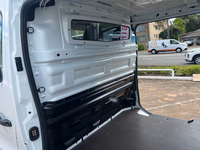 2026 Renault Trafic MY26 SWB Premium with Trade Pack