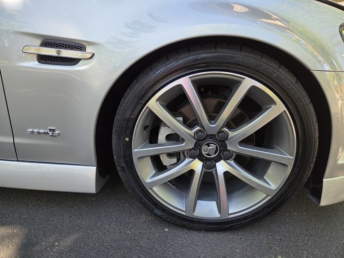 2011 Holden Commodore SS V VE Series II MY12 SILVER