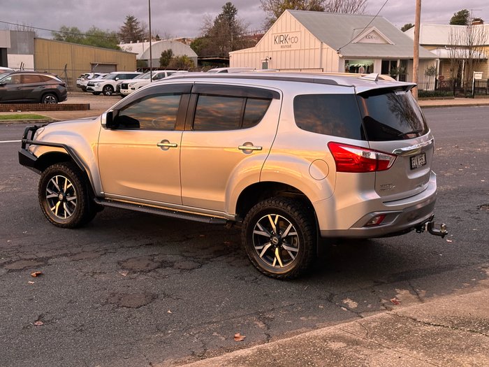 2020 ISUZU MUX LS-T