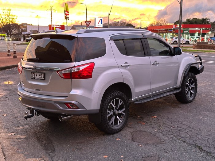 2020 ISUZU MUX LS-T