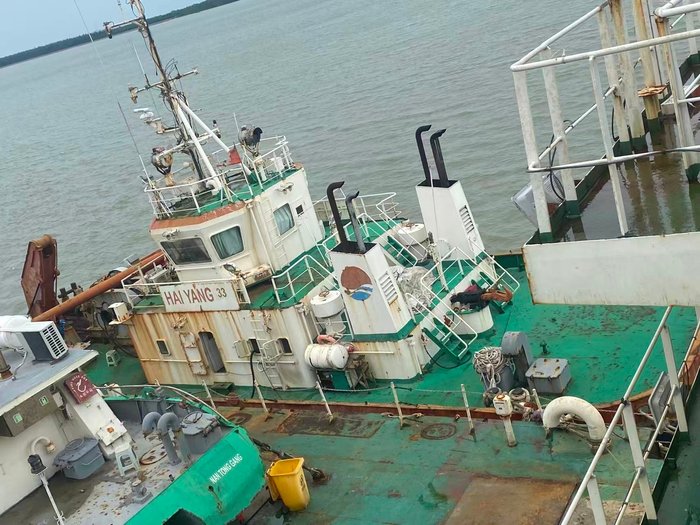 2016 WINDFARM BARGES & CRANES Offshore Plant & Equipment