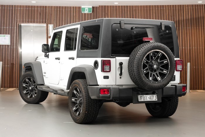 2017 Jeep Wrangler Sport