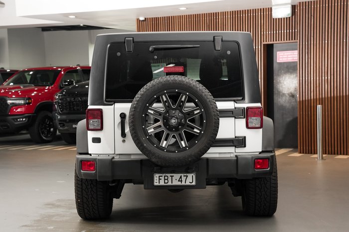 2017 Jeep Wrangler Sport