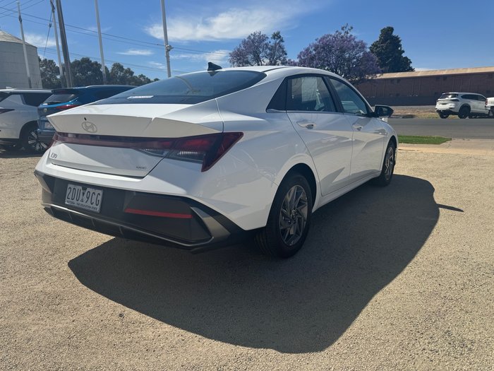 2024 HYUNDAI CN7 i30 SEDAN HEV