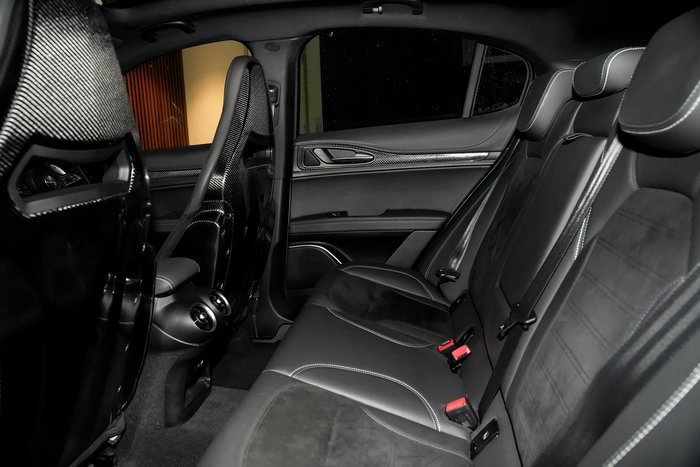 2022 Alfa Romeo Stelvio Quadrifoglio