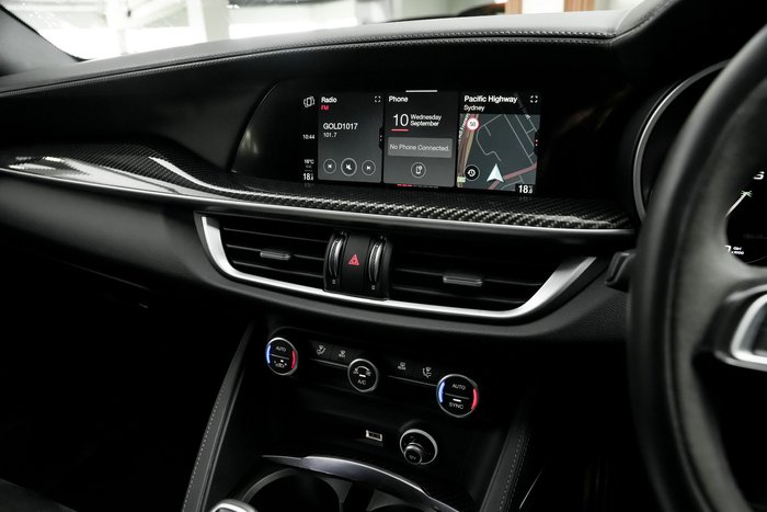 2022 Alfa Romeo Stelvio Quadrifoglio