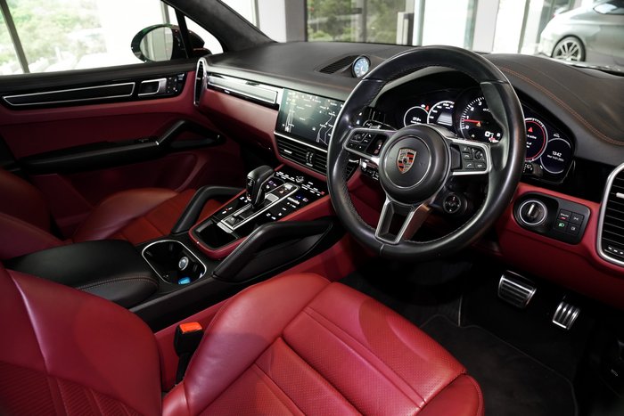 2021 Porsche Cayenne GTS