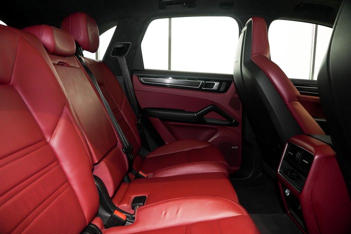 2021 Porsche Cayenne GTS