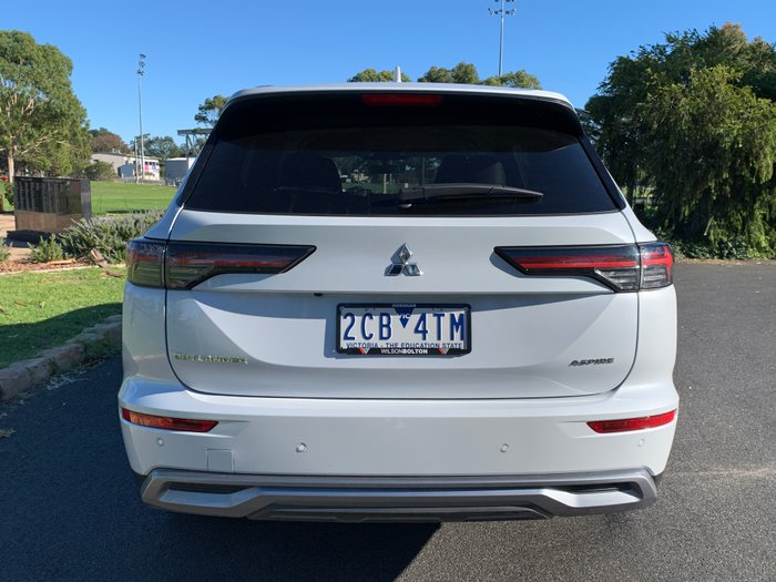 2025 Mitsubishi ZM2P46 ZM Outlander ASPIRE 2.5L CVT 2WD 7ST WHITE DIAMOND