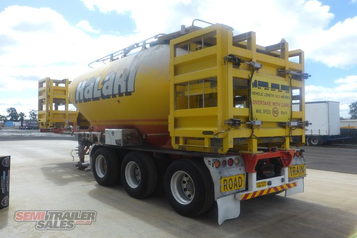 2015 Jamieson Boomer Bulk Tanker Road Train Lead