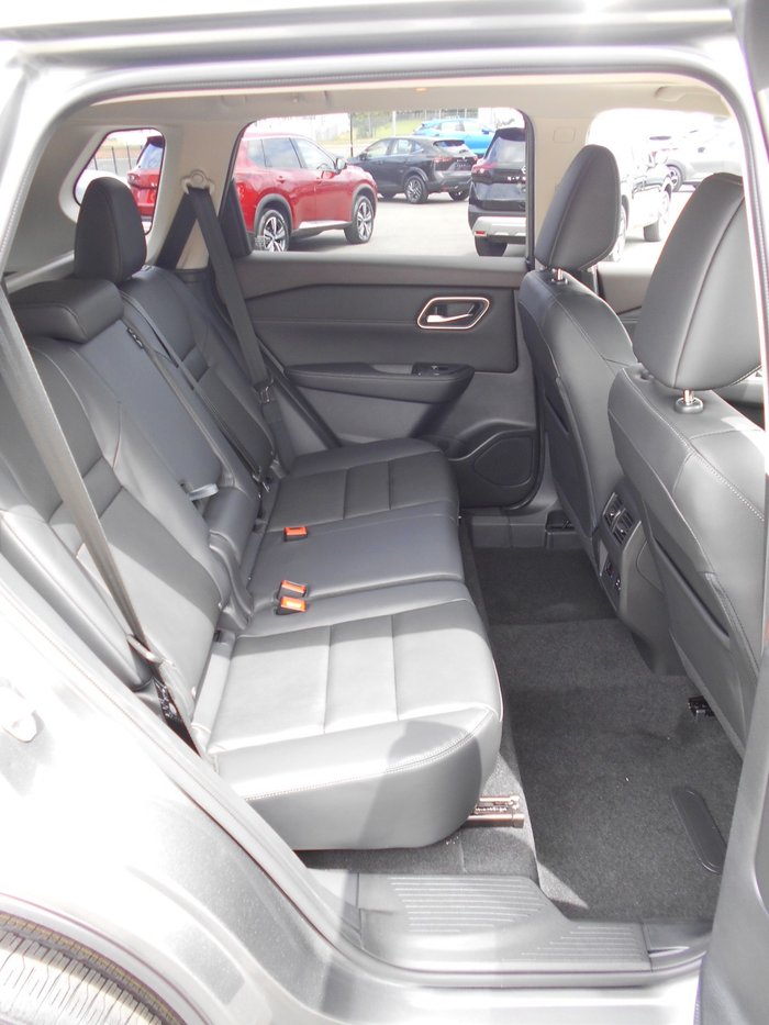 2025 Nissan X-TRAIL Ti