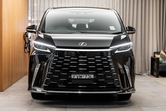 2024 Lexus LM350h Sports Luxury 2WD