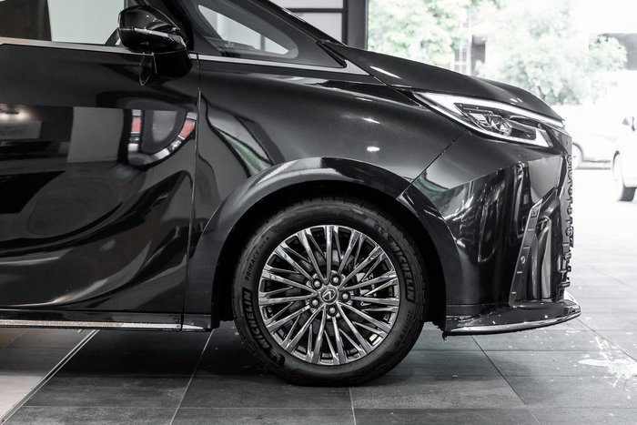 2024 Lexus LM350h Sports Luxury 2WD