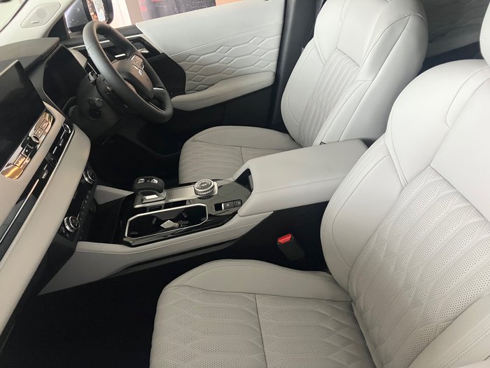 2025 MITSUBISHI Outlander EXCEED