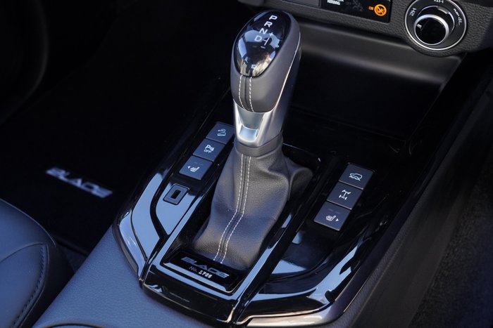2026 Isuzu D-MAX BLADE