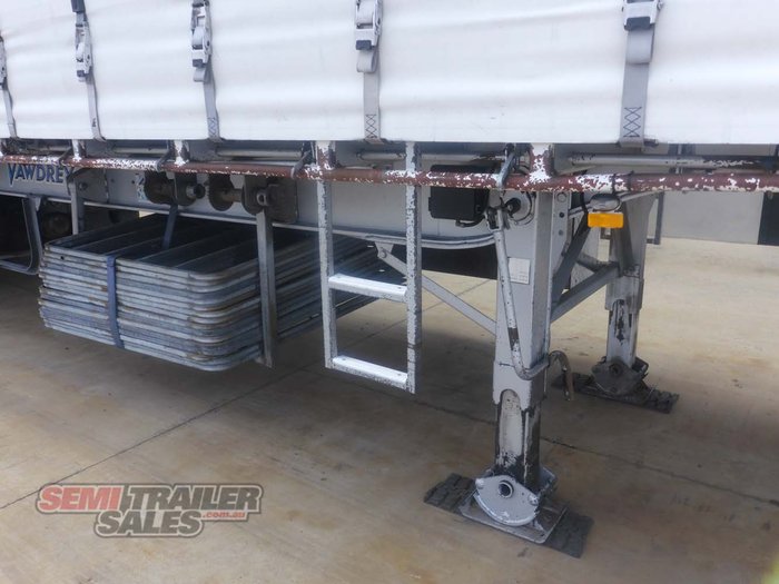 2012 Vawdrey 22 Pallet Curtainsider