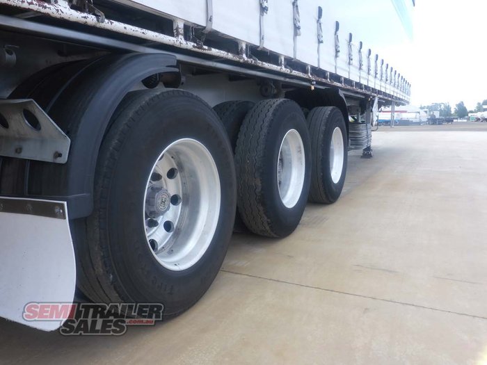 2012 Vawdrey 22 Pallet Curtainsider