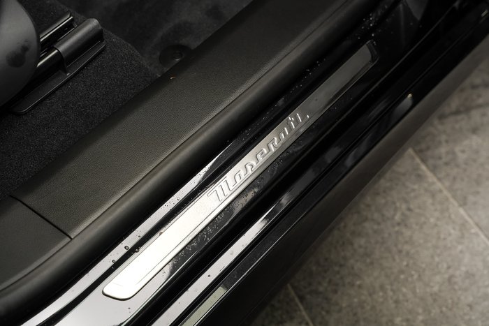 2026 Maserati Grecale 300HP HYBRID 4WD NERO TEMPESTA
