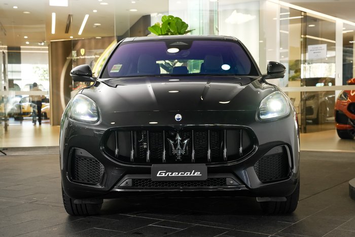 2026 Maserati Grecale 300HP HYBRID 4WD NERO TEMPESTA