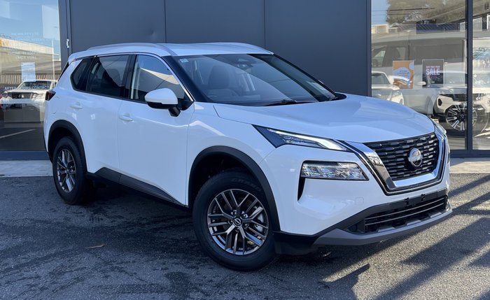 2025 Nissan X-TRAIL ST