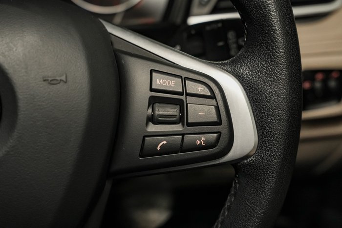2016 BMW 2 Series 218i Luxury Line