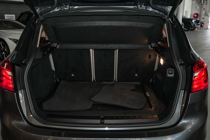 2016 BMW 2 Series 218i Luxury Line