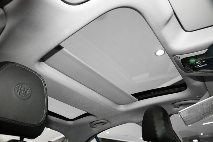 2021 Alfa Romeo Giulia Sport