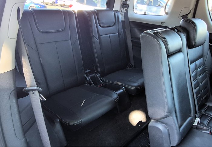 2019 ISUZU MU-X LS-T (4x4)