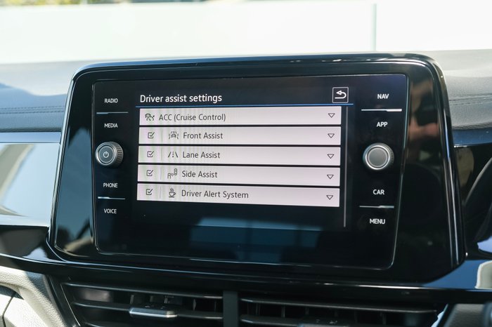 2023 Volkswagen T-Roc 140TSI R-Line