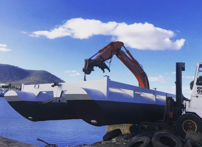 1998 Barge Steel