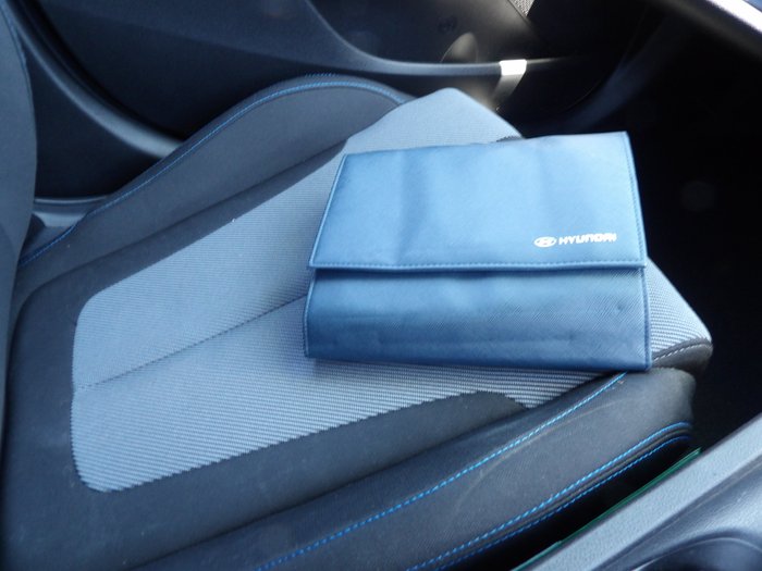 2019 Hyundai Veloster