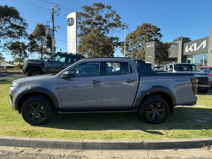 2025 Isuzu D-MAX X-TERRAIN