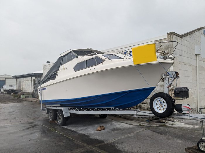 1982 HAINES HUNTER Cruiser