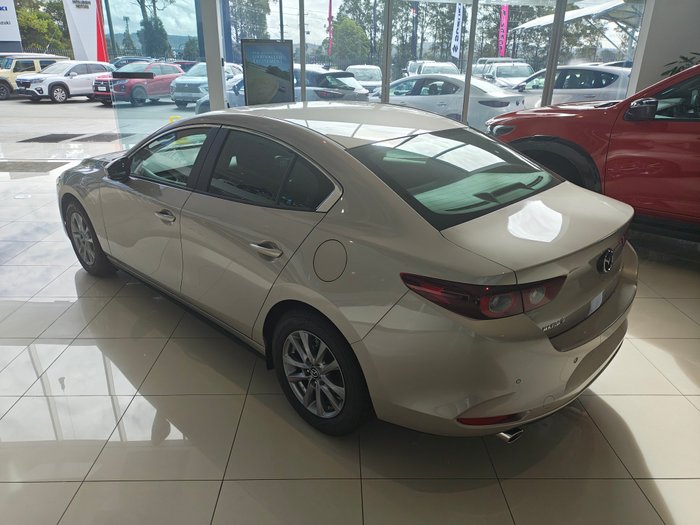 2025 MAZDA Mazda3 G20 PURE