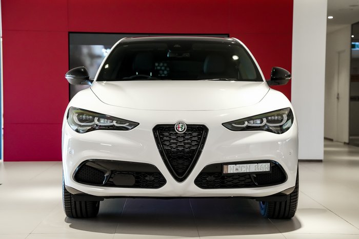2023 Alfa Romeo Stelvio Veloce