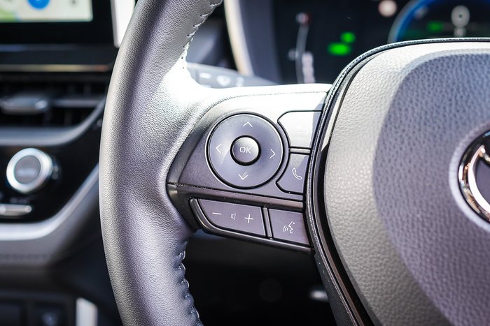 2025 Toyota Corolla Cross Hybrid GXL