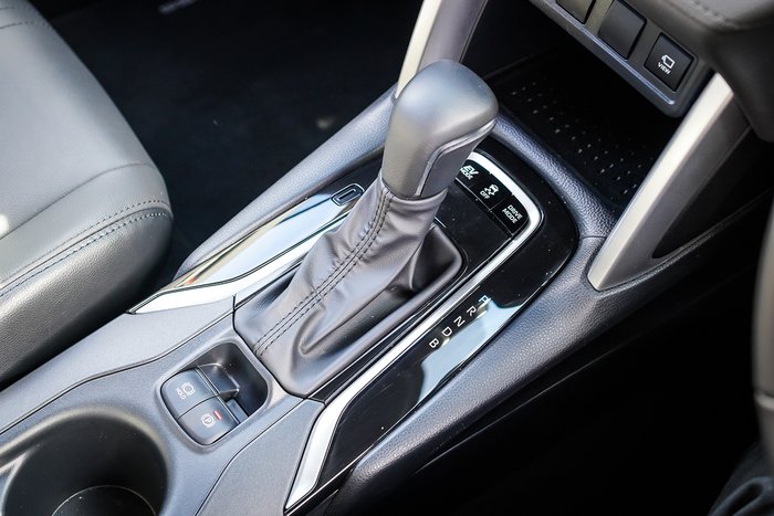 2025 Toyota Corolla Cross Hybrid GXL