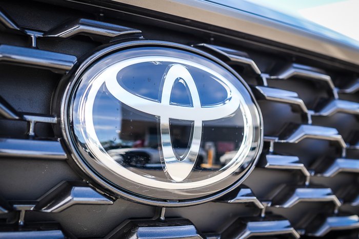 2025 Toyota Corolla Cross Hybrid GXL