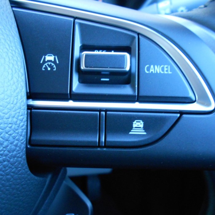 2025 Suzuki Swift Hybrid Plus