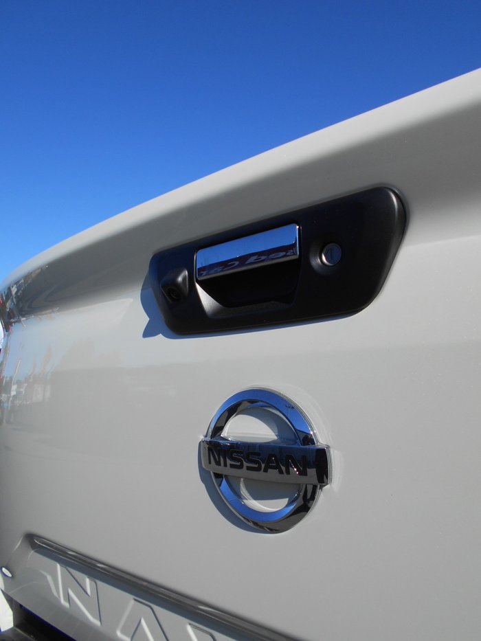 2025 Nissan Navara ST-X