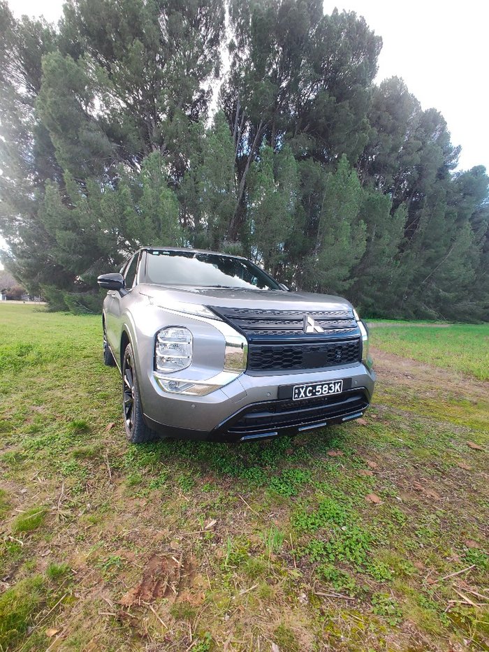 2023 Mitsubishi Outlander Black Edition