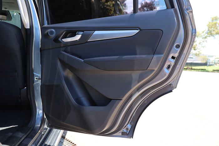 2022 Isuzu MU-X LS-M