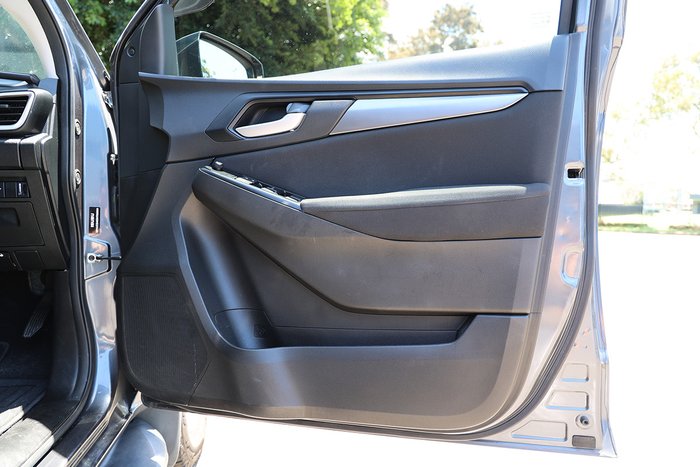 2022 Isuzu MU-X LS-M