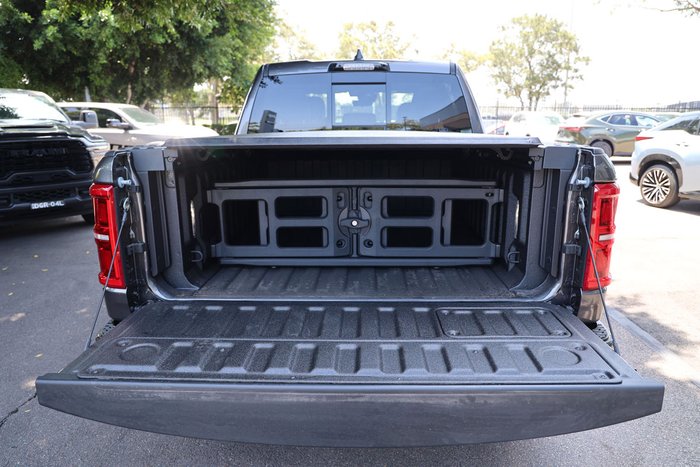 2025 Ram Trucks 1500