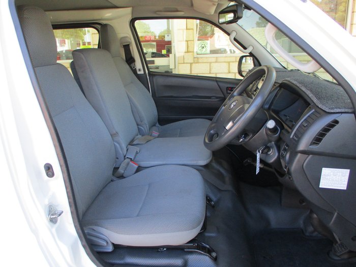 2015 Toyota Hiace KDH201R White