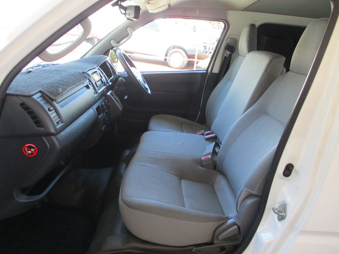 2015 Toyota Hiace KDH201R White