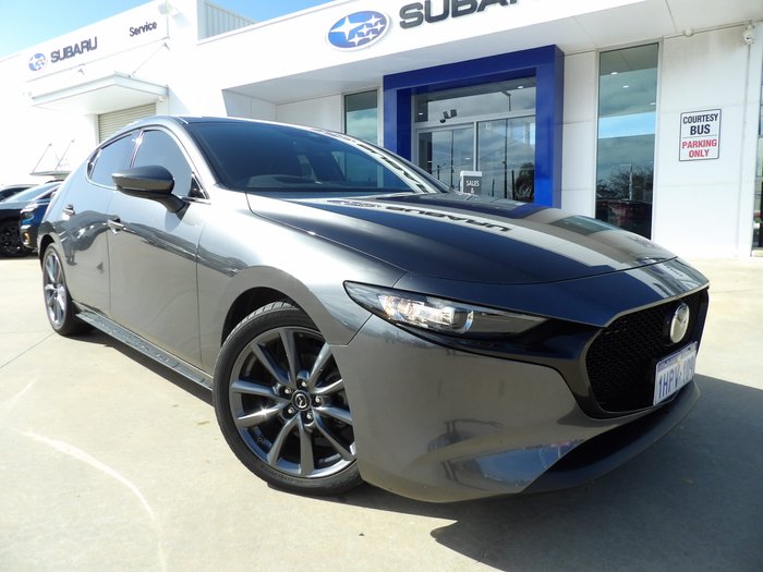 2022 Mazda 3 G20 Touring