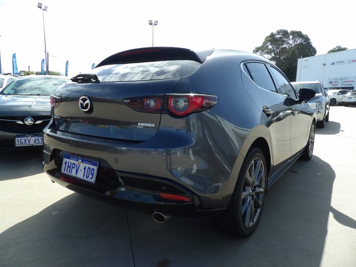 2022 Mazda 3 G20 Touring