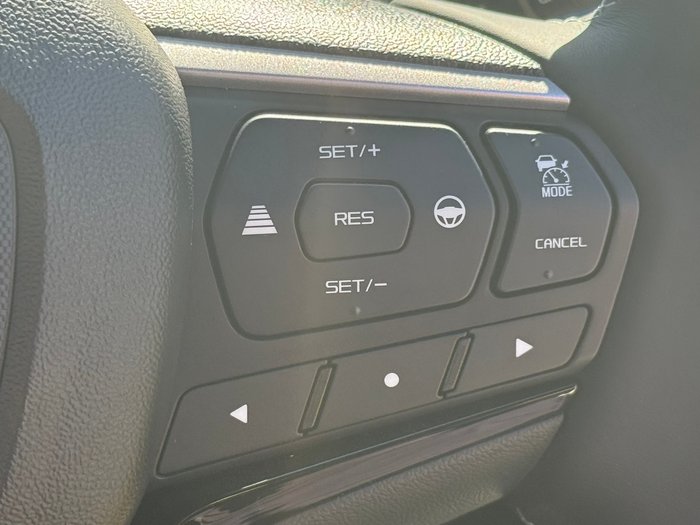 2025 Isuzu MU-X LS-T