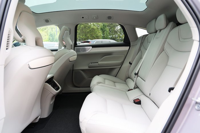 2025 Volvo ES90 Ultra Single Motor